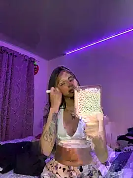 Hilary pinkk online show from 2, 3, 2025