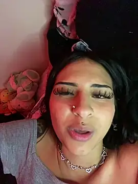 Hilary pinkk online show from 23, 3, 2025