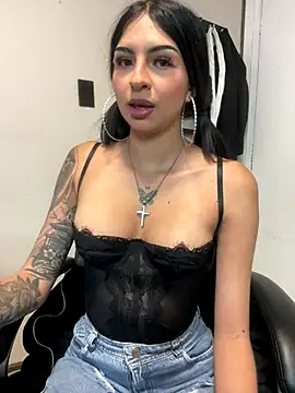 Hilary pinkk online show from 3, 10, 2025