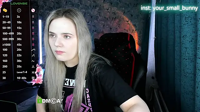 Snapshot of Your_small_bunny chatting on 24, 3, 2026 Your small bunny online show from 24, 3, 2026