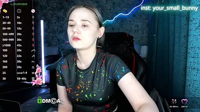 Snapshot of Your_small_bunny chatting on 11, 4, 2026 Your small bunny online show from 11, 4, 2026