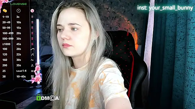 Snapshot of Your_small_bunny chatting on 14, 4, 2026 Your small bunny online show from 14, 4, 2026