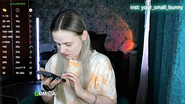 Snapshot of Your_small_bunny chatting on 5, 5, 2026 Your small bunny online show from 5, 5, 2026