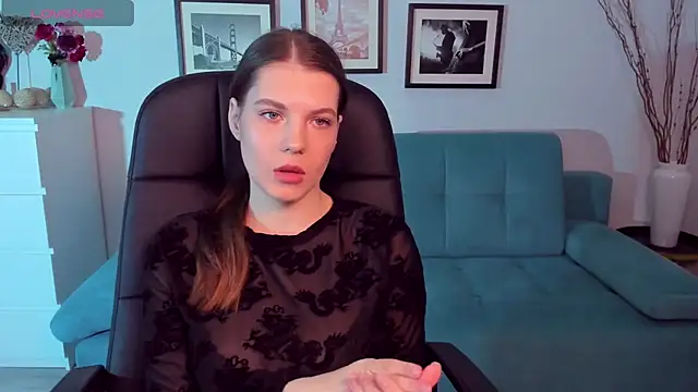 BellaSweetHeart online show from 9, 3, 2025