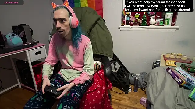 Snapshot of tallnerdyguy chatting on 4, 3, 2025 tallnerdyguy online show from 4, 3, 2025