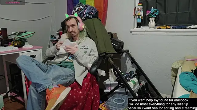 Snapshot of tallnerdyguy chatting on 3, 11, 2025 tallnerdyguy online show from 3, 11, 2025