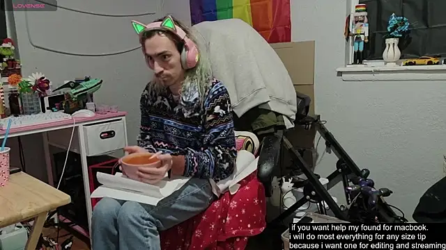 Snapshot of tallnerdyguy chatting on 3, 12, 2025 tallnerdyguy online show from 3, 12, 2025