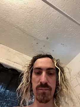 Snapshot of tallnerdyguy chatting on 26, 4, 2026 tallnerdyguy online show from 26, 4, 2026
