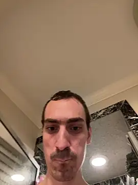 Snapshot of tallnerdyguy chatting on 27, 5, 2026 tallnerdyguy online show from 27, 5, 2026