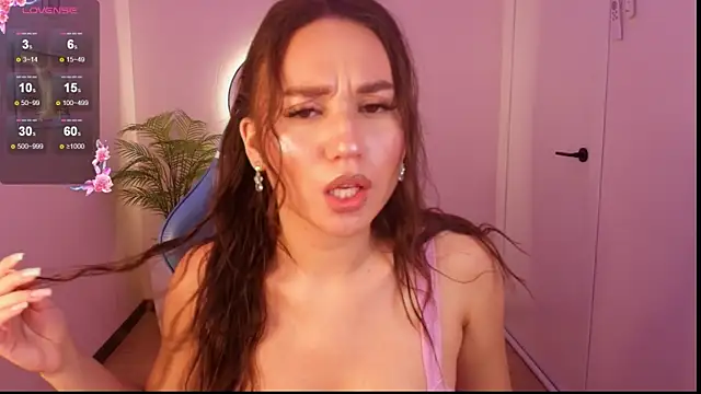 Snapshot of margeriTirell chatting on 9, 9, 2025 margeriTirell online show from 9, 9, 2025