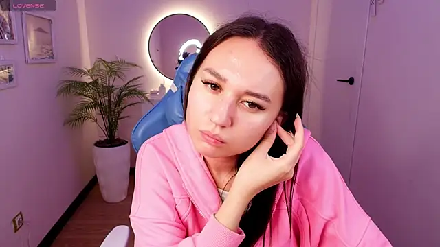 margeriTirell online show from 10, 7, 2026