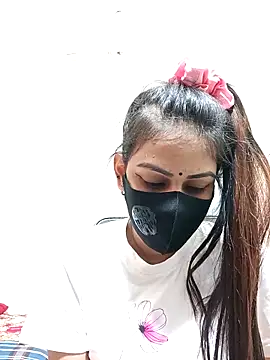 Tisha-01 online show from 13, 4, 2026