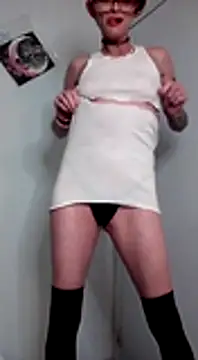 Snapshot of ivylee31 chatting on 3, 1, 2025 ivylee31 online show from 3, 1, 2025