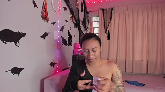 Brunettesexy0 online show from 26, 10, 2025