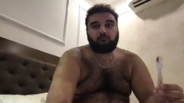Snapshot of teddy_alan chatting on 25, 4, 2026 teddy alan online show from 25, 4, 2026