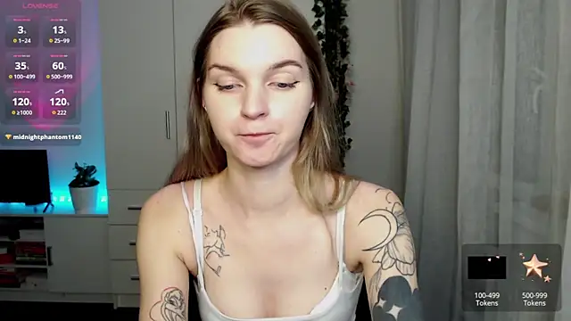 Snapshot of lounahyan chatting on 14, 11, 2025 lounahyan online show from 14, 11, 2025