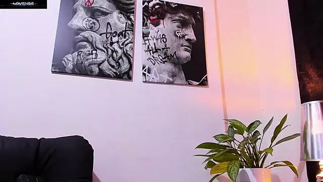 CruzVega online show from 29, 11, 2025