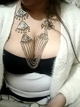 Snapshot of Dr_Kamsutra chatting on 14, 2, 2025 Dr Kamsutra online show from 14, 2, 2025