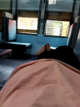 Snapshot of 1010SumiT chatting on 24, 10, 2025 1010SumiT online show from 24, 10, 2025