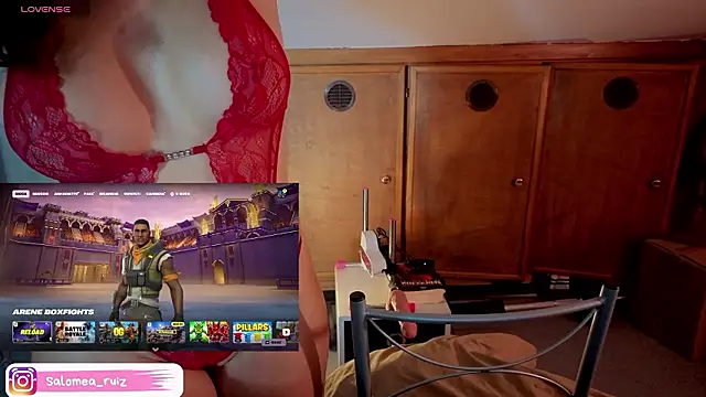 Snapshot of salomea_r chatting on 14, 4, 2026 salomea r online show from 14, 4, 2026