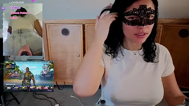 Snapshot of salomea_r chatting on 17, 4, 2026 salomea r online show from 17, 4, 2026