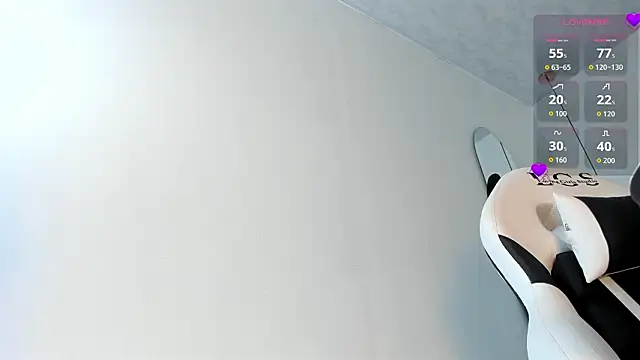 Snapshot of Brittany_cute18 chatting on 16, 3, 2026 Brittany cute18 online show from 16, 3, 2026