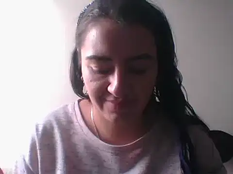  karlie kloss  online show from 11, 1, 2025