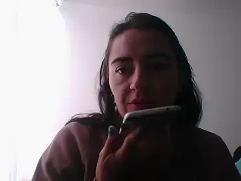  karlie kloss  online show from 13, 1, 2025