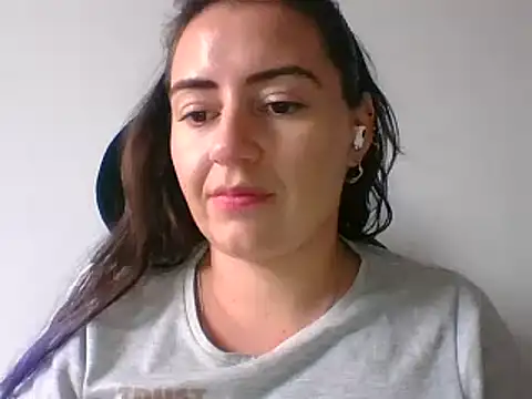  karlie kloss  online show from 20, 1, 2025