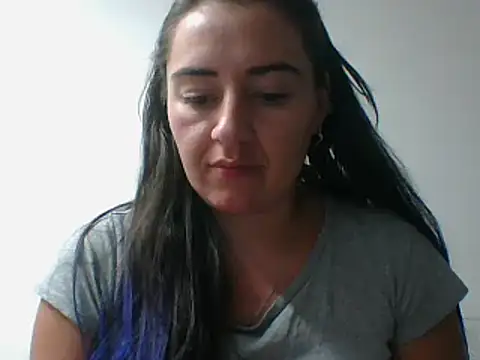  karlie kloss  online show from 31, 1, 2025