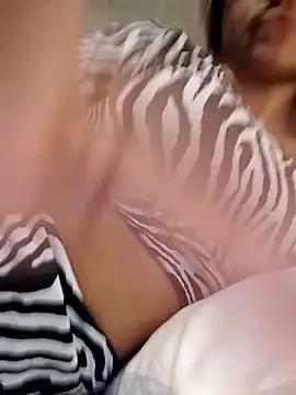 Snapshot of fofinhaa12 chatting on 18, 9, 2025 fofinhaa12 online show from 18, 9, 2025