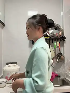 Lfeiji online show from 18, 3, 2025