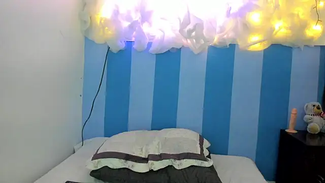 britny clouds online show from 8, 1, 2025