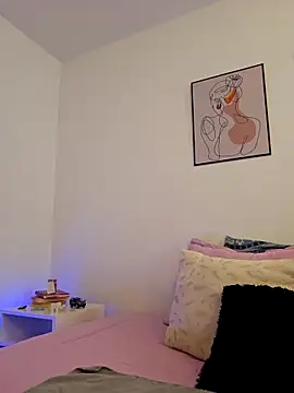 VictoriaEvaans  online show from 16, 11, 2025