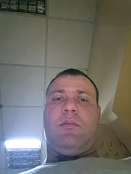 Snapshot of Crek666 chatting on 3, 2, 2025 Crek666 online show from 3, 2, 2025