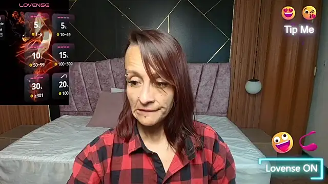 Snapshot of NatashaMason_ chatting on 8, 4, 2026 NatashaMason online show from 8, 4, 2026