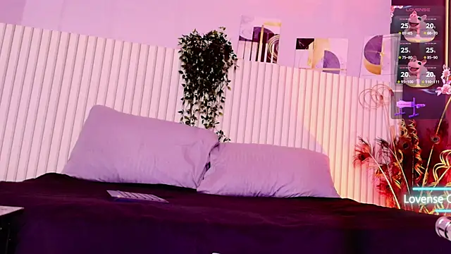 Snapshot of karina_gomez_18 chatting on 10, 7, 2026 karina gomez 18 online show from 10, 7, 2026