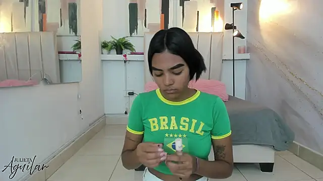 julieta aguilar1 online show from 20, 11, 2025