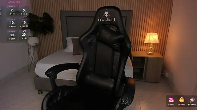 Snapshot of lindaa_natashaa chatting on 8, 2, 2025 lindaa natashaa online show from 8, 2, 2025