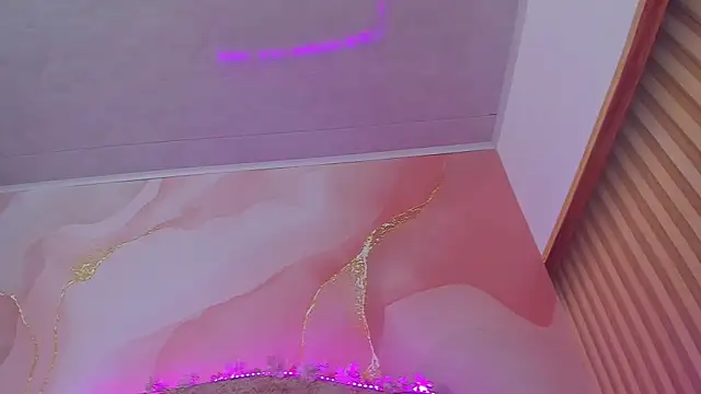 Bella  sweet online show from 2, 12, 2025