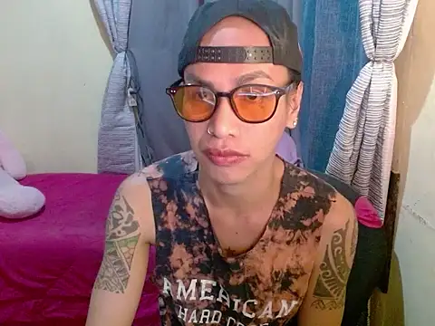 Snapshot of Indaypakay_ts chatting on 7, 1, 2026 Indaypakay ts online show from 7, 1, 2026