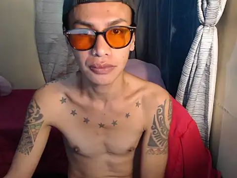 Snapshot of Indaypakay_ts chatting on 11, 3, 2026 Indaypakay ts online show from 11, 3, 2026