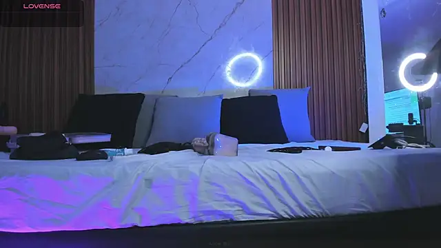 Snapshot of amber__blair chatting on 16, 12, 2024 amber  blair online show from 16, 12, 2024