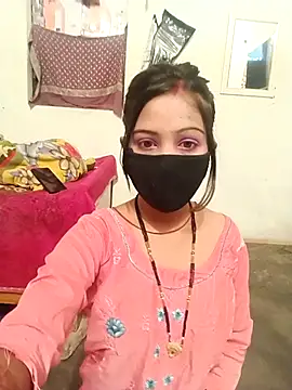 Lily Baby  online show from 28, 10, 2025