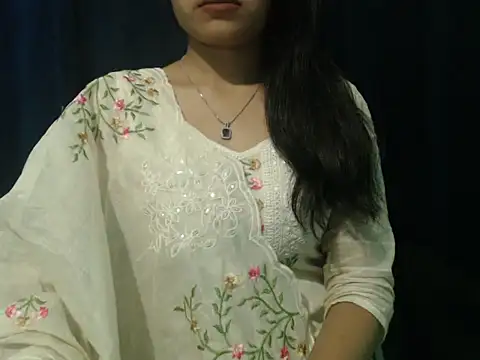 Snapshot of Yashi chatting on 11, 4, 2026 Yashi online show from 11, 4, 2026