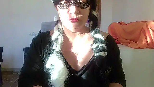 Ninalapiccolina online show from 17, 12, 2025