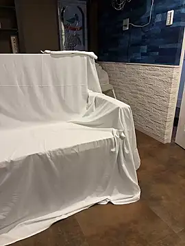 Hideen-real-face online show from 14, 2, 2026