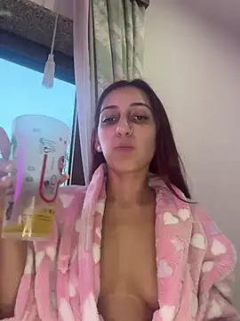 julialupato1606 online show from 31, 1, 2025