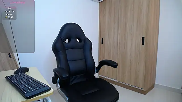 karoll marquez online show from 6, 11, 2025