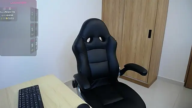 Snapshot of karoll_marquez chatting on 6, 3, 2026 karoll marquez online show from 6, 3, 2026